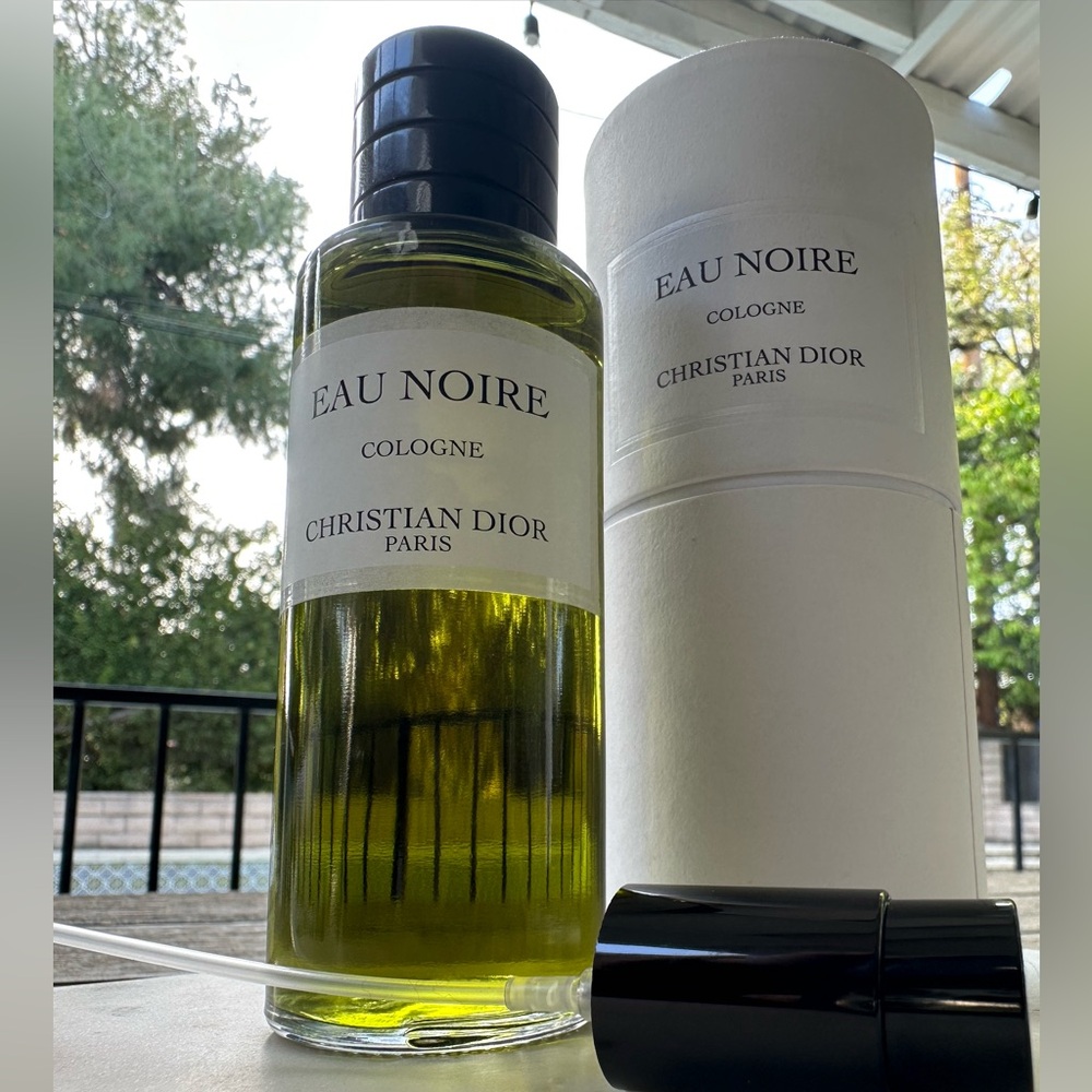 Christian Dior Parfum Eau Noire
125 ML or 4.2 US fl oz